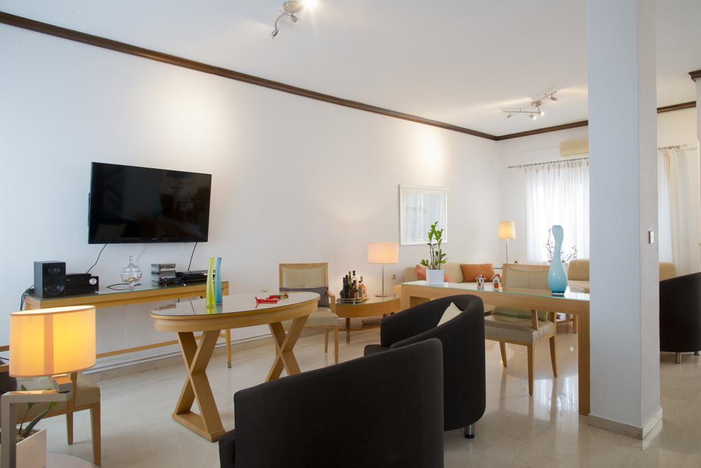 Knossos By Heloni Apartments Heraklion Exterior foto