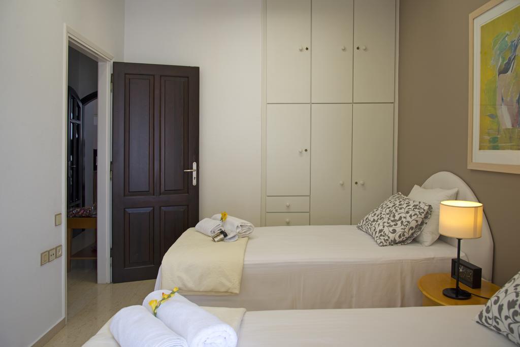 Knossos By Heloni Apartments Heraklion Exterior foto